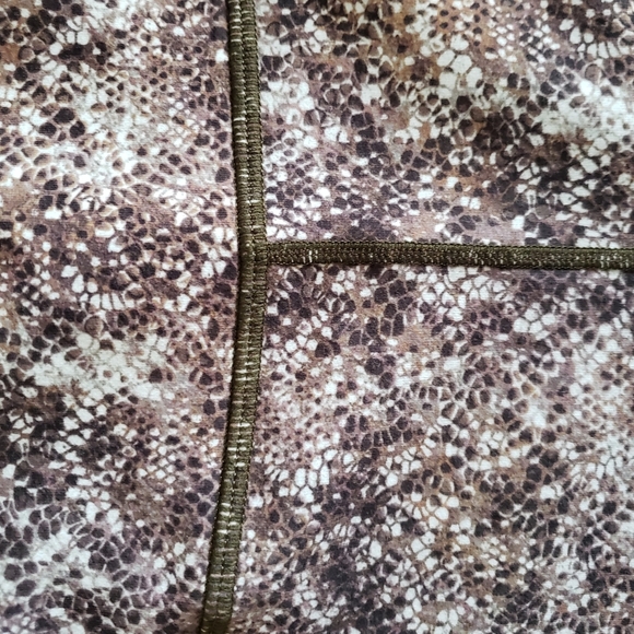 Fabletic Snakeskin print legging 7/8 - Picture 4 of 7